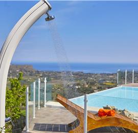 2 bedroom villa with pool, Castellammare del Golfo, sleeps 4